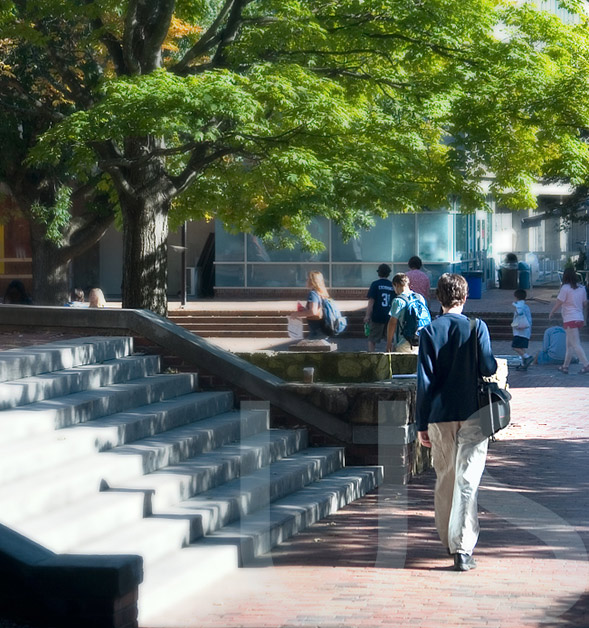 一、jjb竞技宝大学的建设与发展概况
